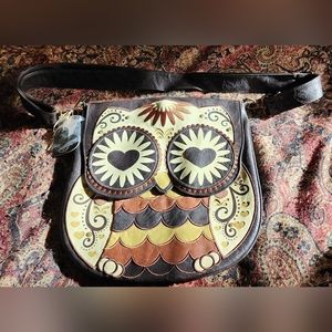 Loungefly Embroidered Owl with Heart Eyes Cross Body Bag NWT Vintage